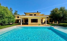 Villa With Pool