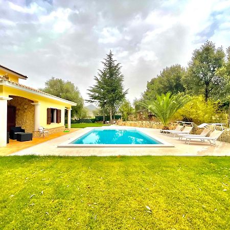 Villa With Pool Cardedu Buitenkant foto