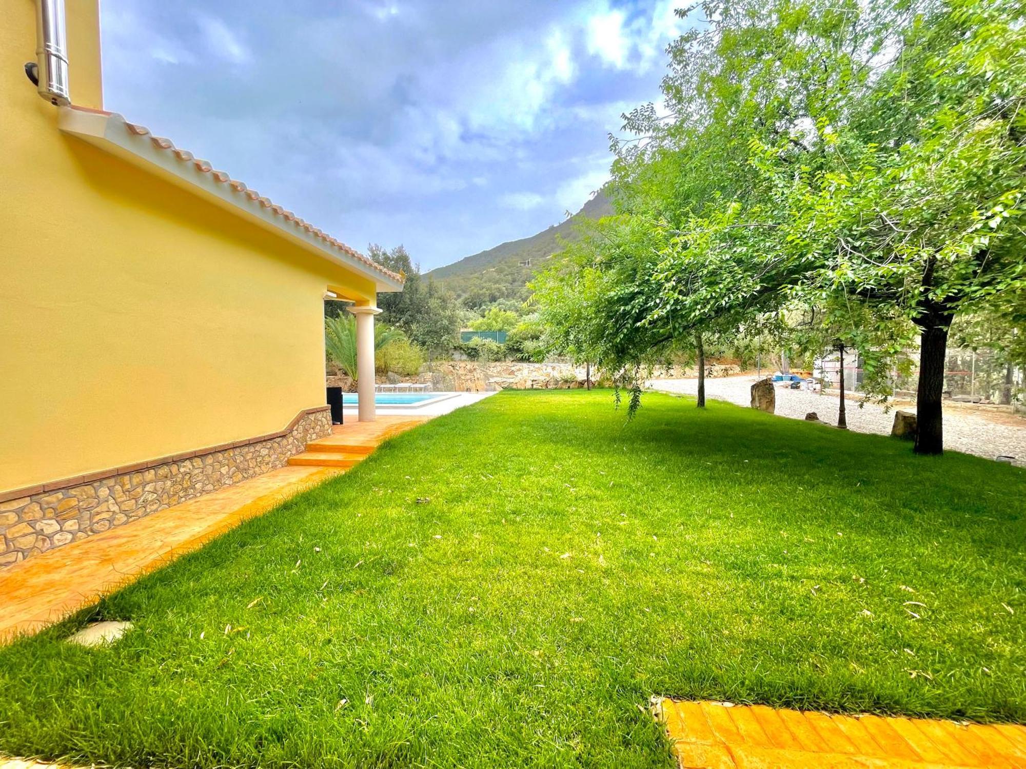 Villa With Pool Cardedu Buitenkant foto