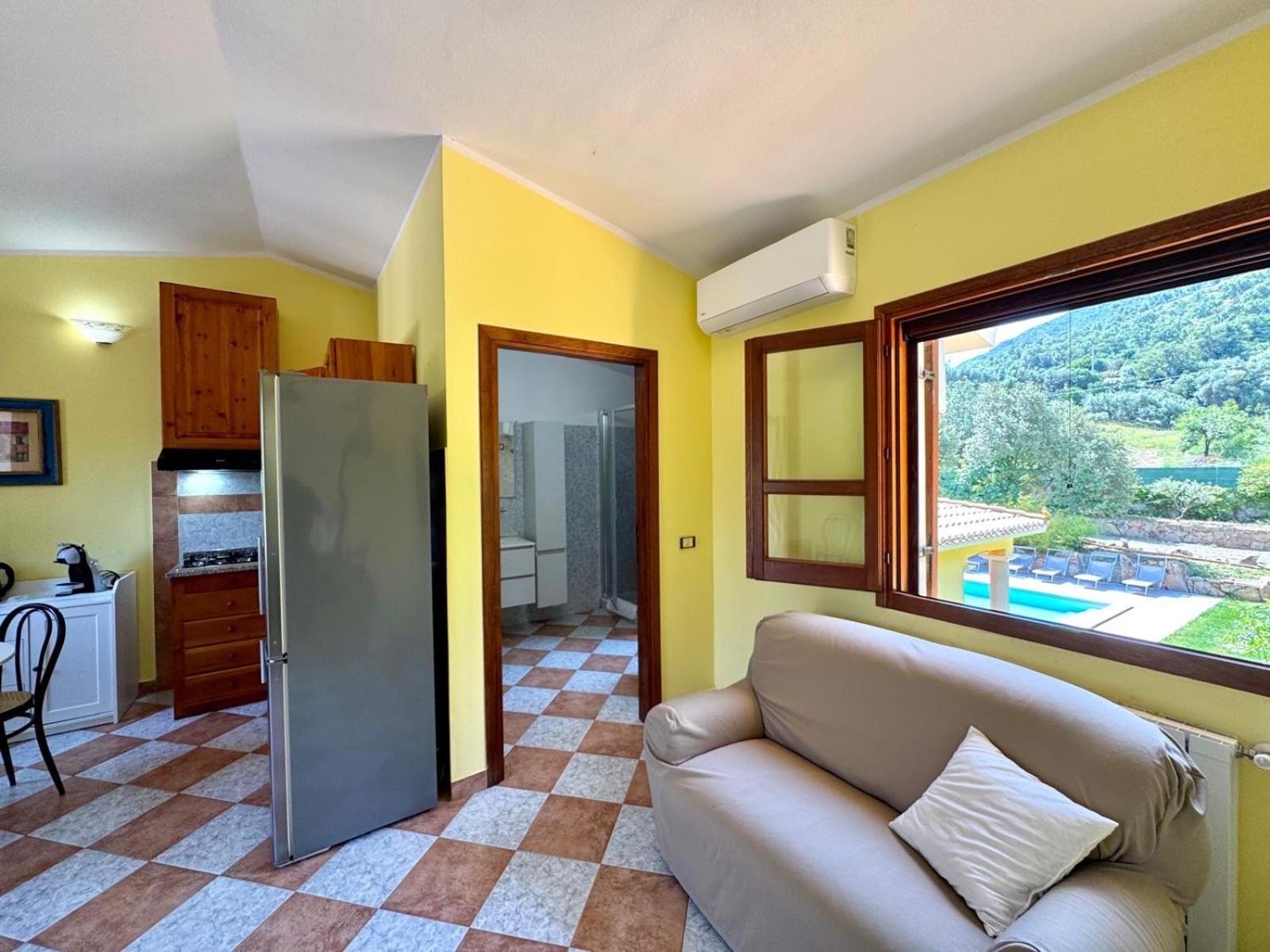 Villa With Pool Cardedu Buitenkant foto